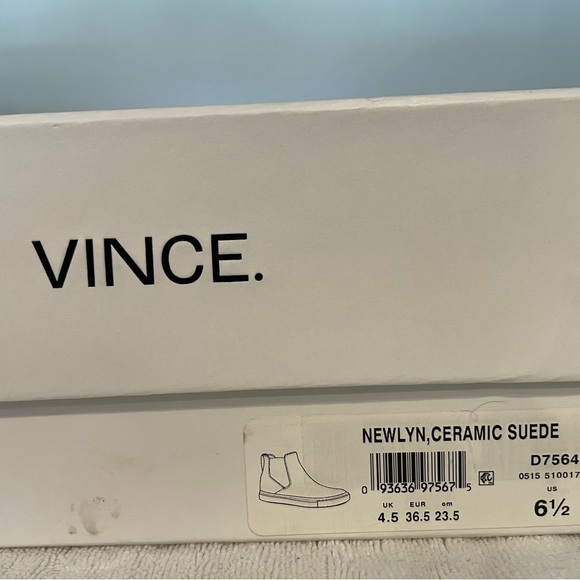 VINCE Newlyn Suede Ankle Boots - size 6.5 - Picture 5 of 5